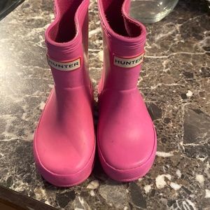 Toddler size 4 hunter boots